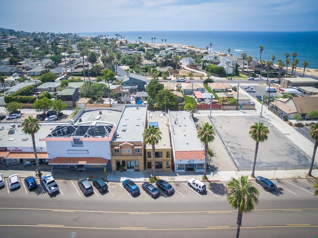 4741 Point Loma Ave, San Diego, CA à vendre Photo principale– Image 1 sur 77