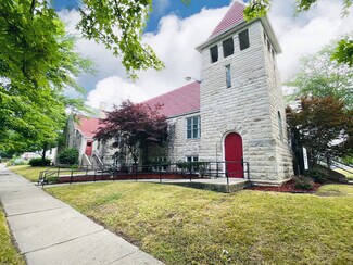 Plus de détails pour 1601 NE Madison Ave, Peoria, IL - Spécialisé à vendre
