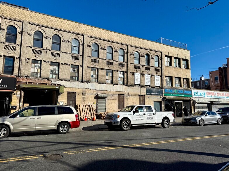 1249-1271 39th St, Brooklyn, NY à louer - Photo de l’immeuble – Image 3 sur 9