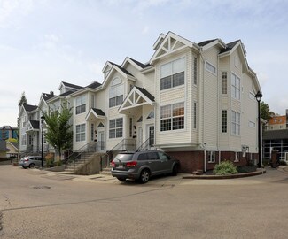 Plus de détails pour 10235 111 St NW, Edmonton, AB - Logement à vendre