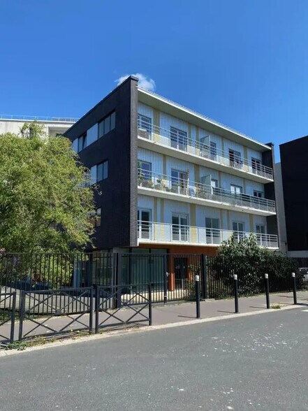 Bureau dans Le Havre à louer - Photo de l’immeuble – Image 1 sur 7