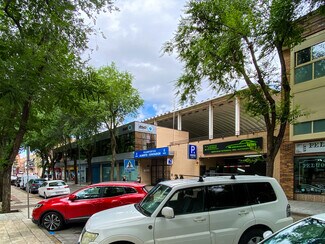 Plus de détails pour Avenida De Isabel La Católica, 1, Pinto - Local commercial à louer