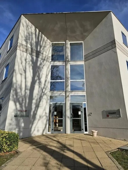 Bureau dans Saint-Herblain à louer - Photo de l’immeuble – Image 2 sur 7