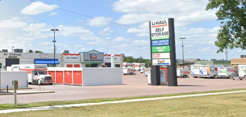 1705-1801 N Main St, Mitchell, SD à louer Photo de l’immeuble– Image 1 sur 2