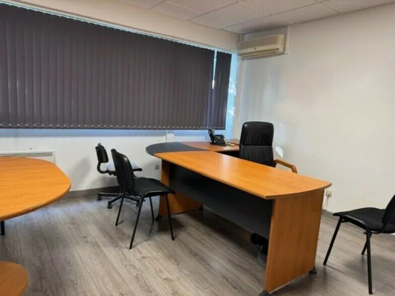 Local d'activités dans Villefranche-sur-Saône à vendre - Photo intérieure – Image 3 sur 3