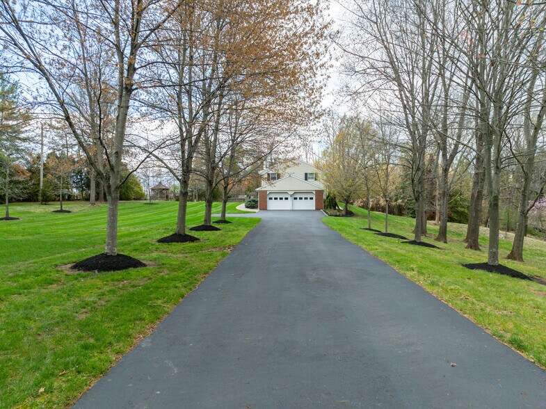 517 Monocacy Hill Rd, Birdsboro, PA à vendre - Photo de l’immeuble – Image 3 sur 15