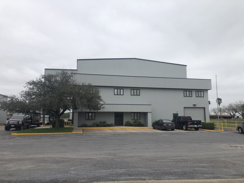 812 N International Blvd, Weslaco, TX à louer - Photo de l’immeuble – Image 2 sur 8
