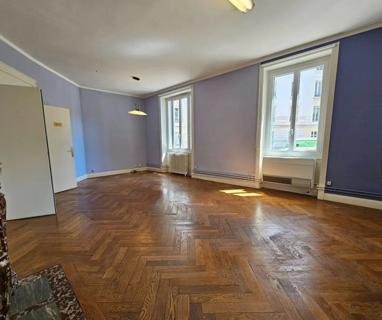 Bureau dans Lyon à vendre Photo de l’immeuble– Image 1 sur 7