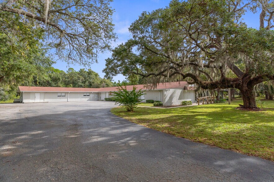 377 Highway 40 W, Inglis, FL à vendre - Photo de l’immeuble – Image 3 sur 100