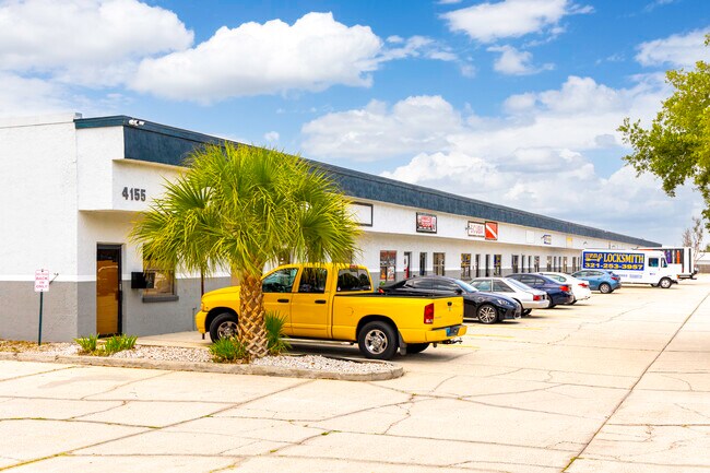 Plus de détails pour 4155 Dow Rd, Melbourne, FL - Industriel/Logistique à louer