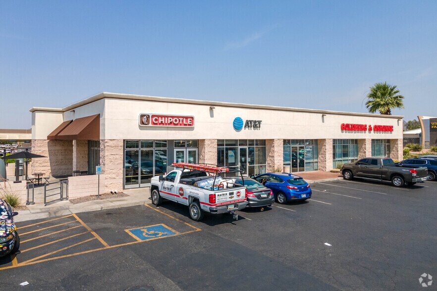 4423 E Thomas Rd, Phoenix, AZ à louer - Photo de l’immeuble – Image 3 sur 8