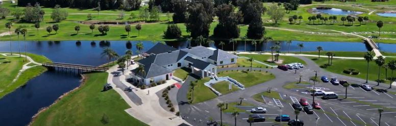 100 Clubhouse Ln, Sebring, FL à vendre - Photo de l’immeuble – Image 3 sur 8