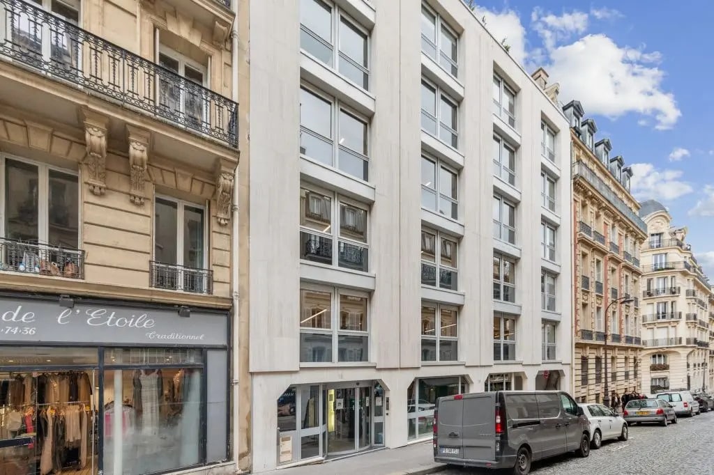 18 Rue Jean Giraudoux, Paris à louer Photo de l’immeuble– Image 1 sur 10