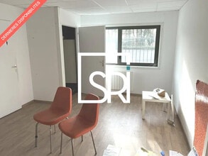 Local d'activités dans Riom à vendre Photo intérieure– Image 2 sur 13