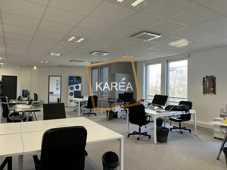 Bureau dans Chessy à louer - Photo intérieure – Image 3 sur 5