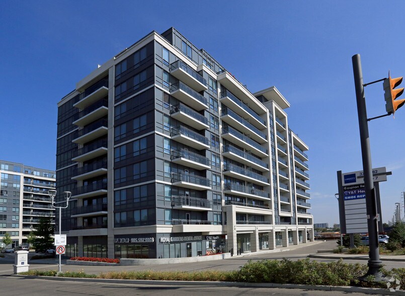 372 Highway 7 E, Richmond Hill, ON à louer - Photo principale – Image 1 sur 8