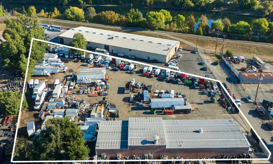 1441 Richards Blvd, Sacramento, CA à louer Photo principale– Image 1 sur 33