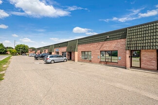 Plus de détails pour 264 Bronte St S, Milton, ON - Industriel/Logistique à vendre
