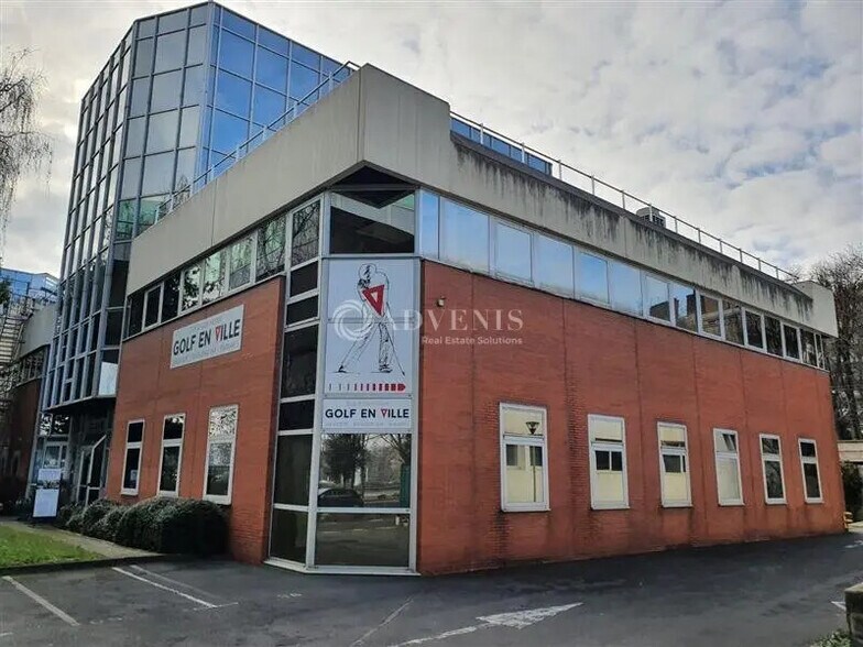 Bureau dans Saint-Cloud à louer - Photo de l’immeuble – Image 1 sur 10