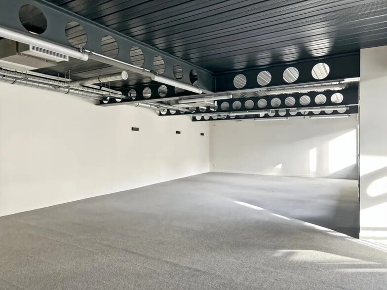 Bureau dans Paris à vendre - Photo de l’immeuble – Image 1 sur 18