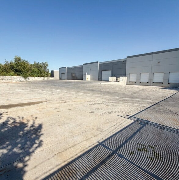 1455 W Center St, North Salt Lake, UT à louer - Photo de l’immeuble – Image 3 sur 9