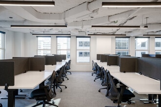 875 15th St NW, Washington, DC à louer Photo intérieure– Image 2 sur 11