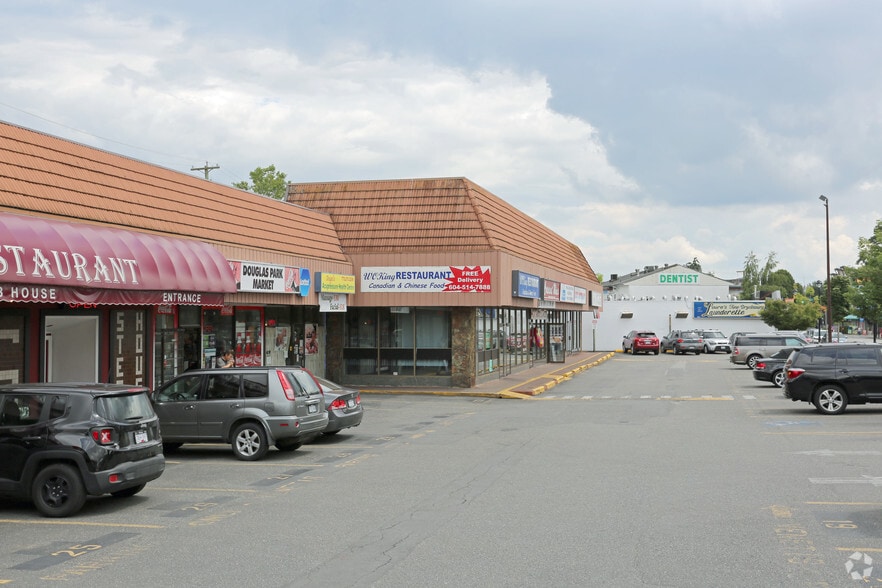20511-20535 Douglas Cres, Langley, BC à louer - Photo de l’immeuble – Image 3 sur 21
