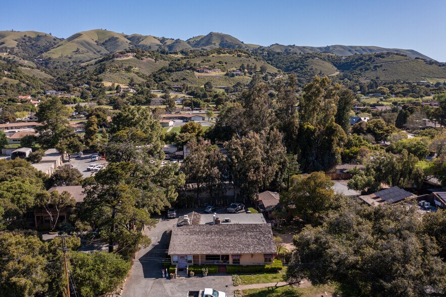 69 W Carmel Valley Rd, Carmel Valley, CA à vendre - Photo de l’immeuble – Image 2 sur 26