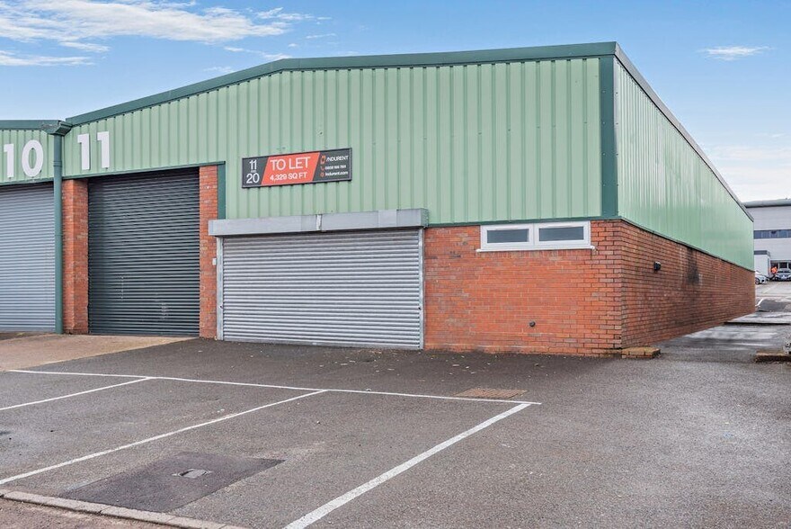 Saltbrook Rd, Halesowen à louer - Photo de l’immeuble – Image 3 sur 16
