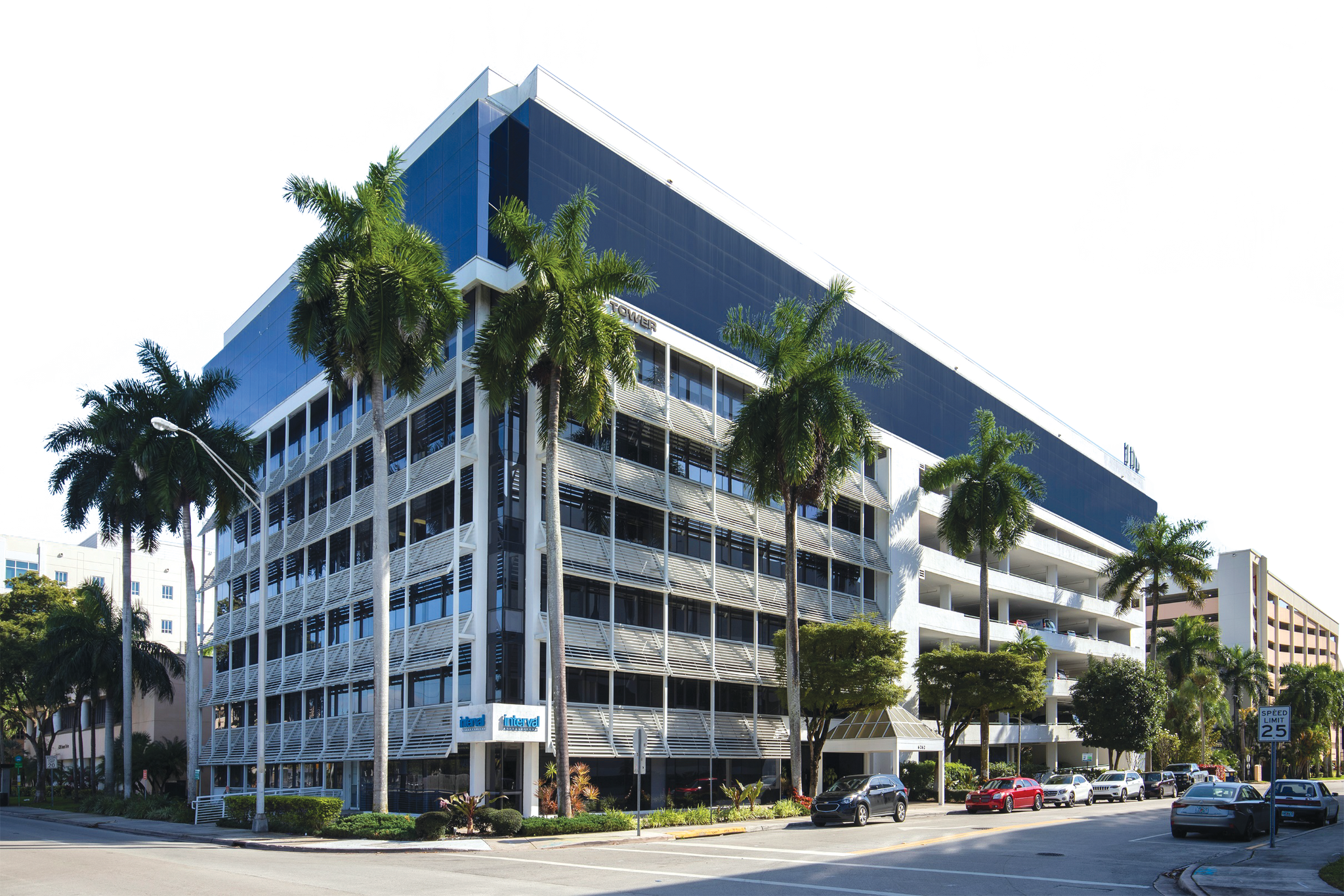6262 Sunset Dr, Miami, FL à louer Photo de l’immeuble– Image 1 sur 2