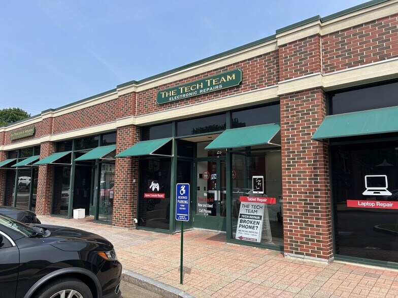 1180-1236 Main St, Branford, CT à louer - Photo de l’immeuble – Image 2 sur 6