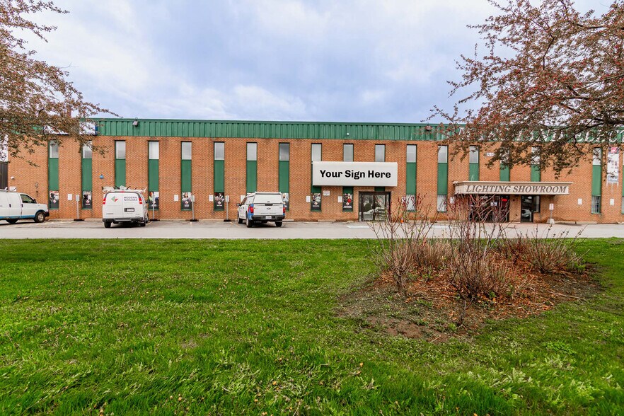 1283 Algoma Rd, Gloucester, ON à louer - Photo de l’immeuble – Image 3 sur 4