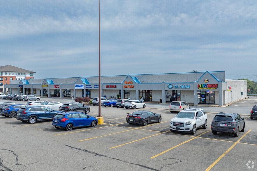 1811-1833 Mckees Rocks Rd, McKees Rocks, PA à louer - Photo principale – Image 1 sur 4