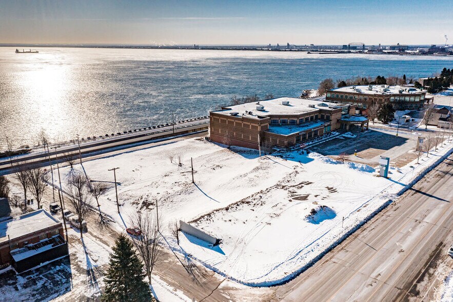 1530 London Rd, Duluth, MN à vendre - Photo de l’immeuble – Image 2 sur 10