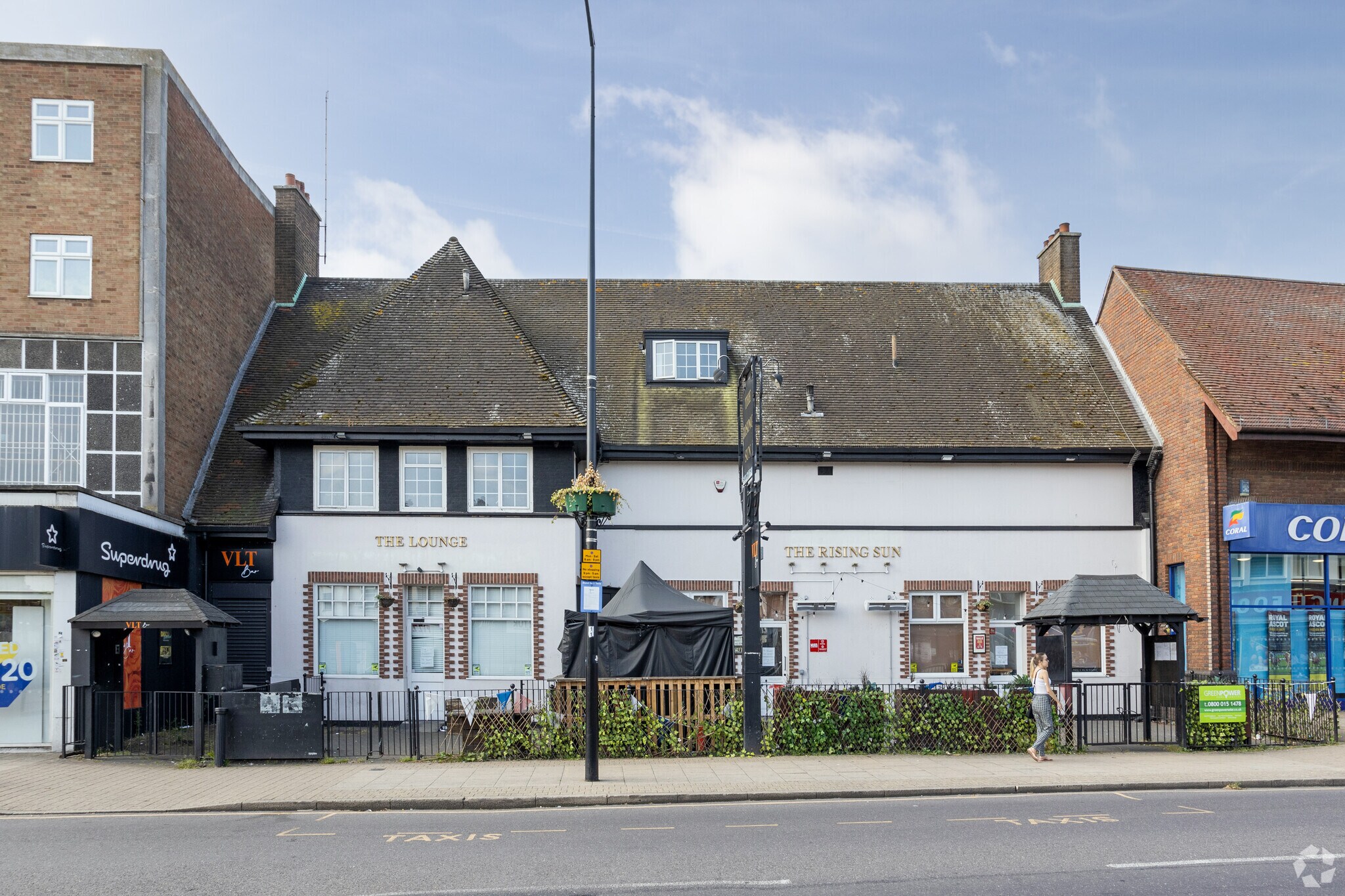 64-68 High St, Hornchurch à vendre Photo principale– Image 1 sur 9