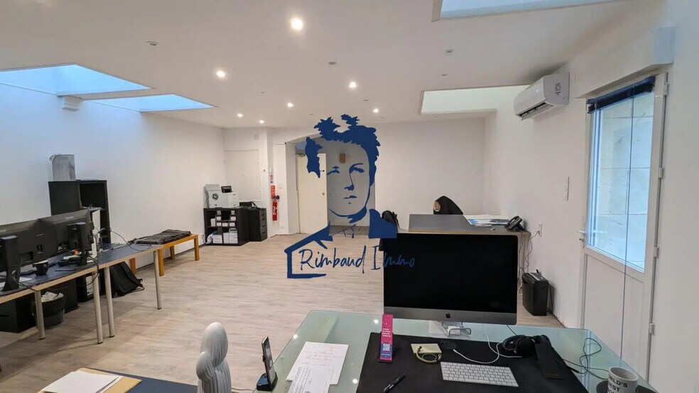 Bureau dans Charleville-Mézières à vendre - Photo de l’immeuble – Image 3 sur 7