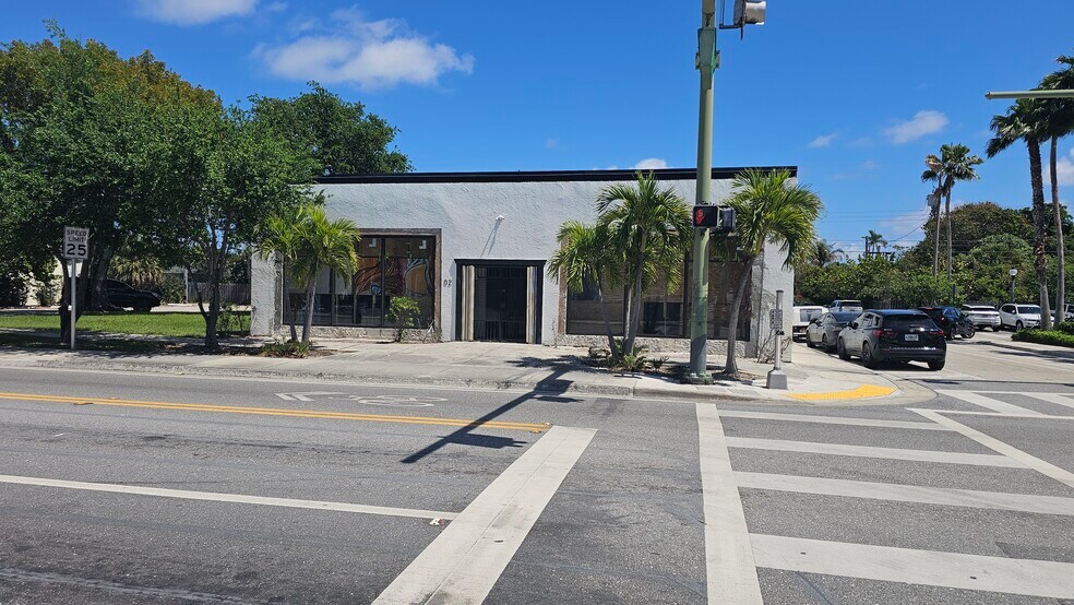 202 N Federal Hwy, Lake Worth, FL à vendre - Photo principale – Image 1 sur 22