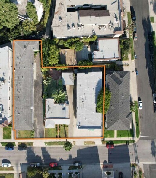 1676 Manning Ave, Los Angeles, CA à vendre - Photo de l’immeuble – Image 2 sur 3