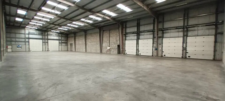 Local d’activités dans Montivilliers à louer - Photo de l’immeuble – Image 3 sur 4