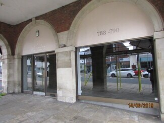 Plus de détails pour 788-790 Finchley Rd, Londres - Local commercial à louer