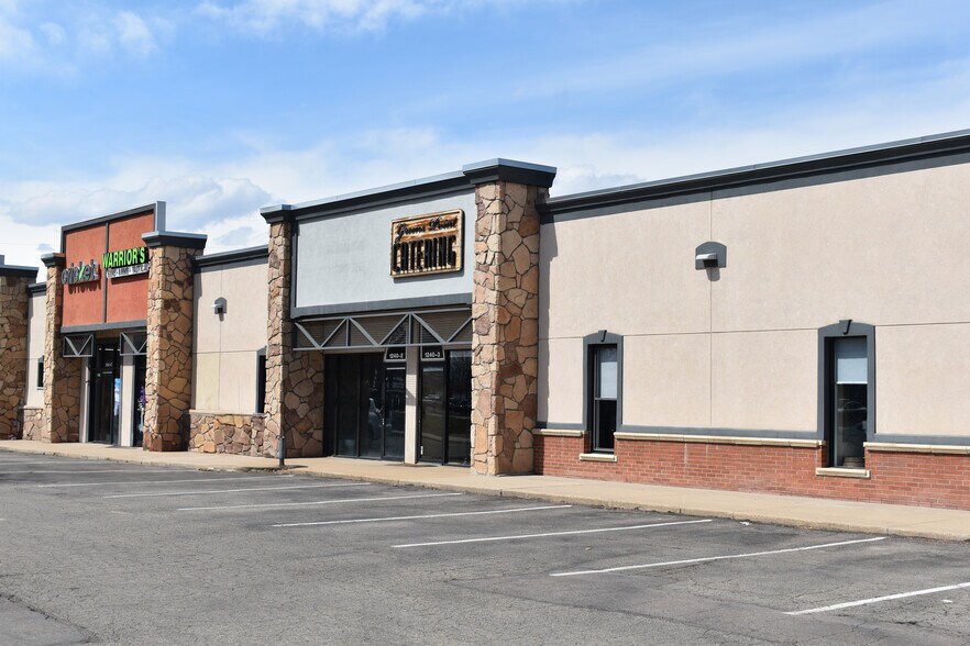 1350-1240 Ken Pratt Blvd, Longmont, CO à louer - Photo de l’immeuble – Image 2 sur 6