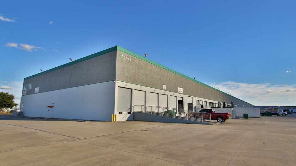 2928 Greens Rd, Houston, TX à louer - Photo de l’immeuble – Image 3 sur 11