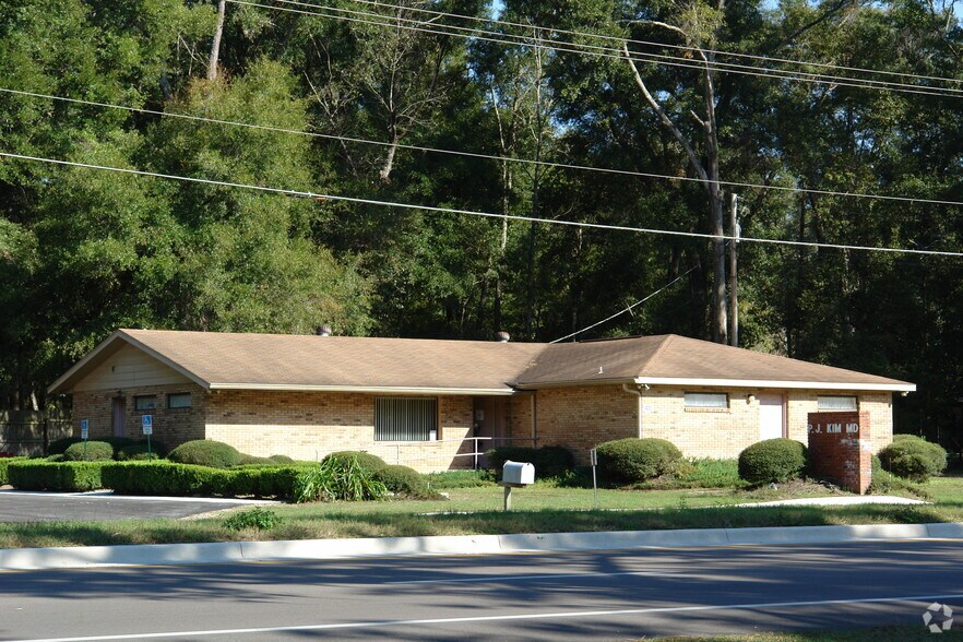420 NE Santa Fe Blvd, High Springs, FL à louer - Photo principale – Image 1 sur 17