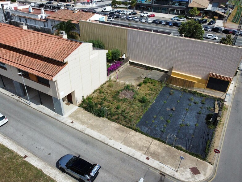 Terrain dans Santa Susanna, Barcelona à vendre - Photo de l’immeuble – Image 2 sur 3