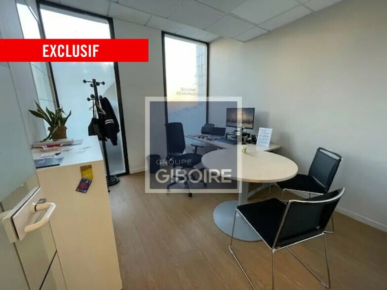 Bureau dans Vern-sur-Seiche à vendre - Photo de l’immeuble – Image 2 sur 3