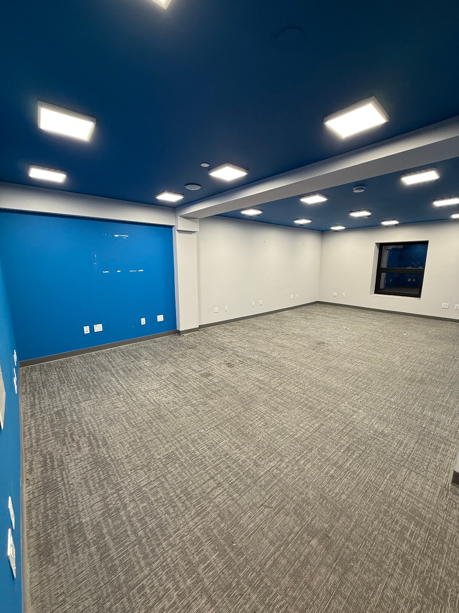 1217 Bedford Ave, Brooklyn, NY à louer Photo intérieure– Image 1 sur 3