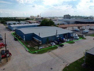 Plus de détails pour 5980 Harvey Wilson Dr, Houston, TX - Industriel/Logistique à vendre