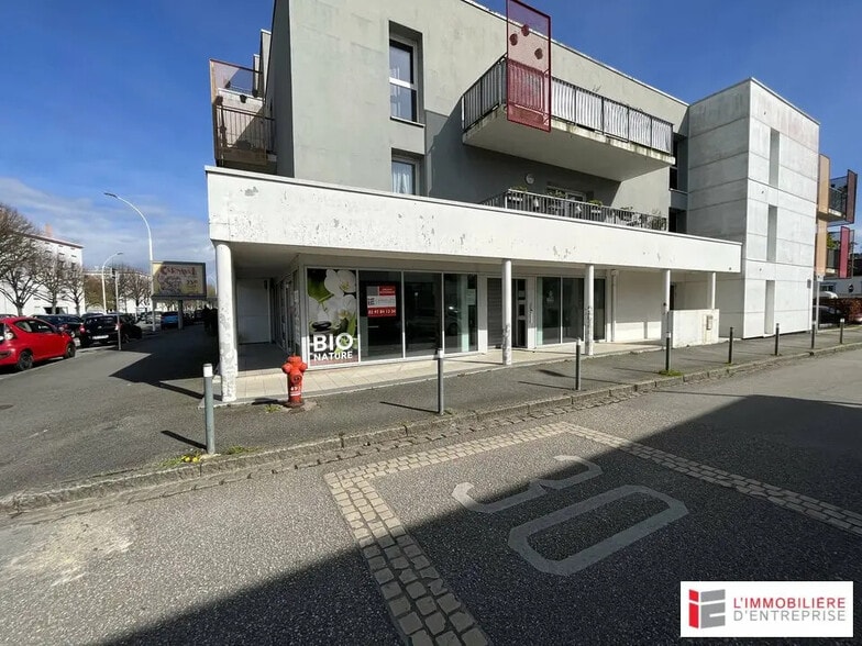 Local commercial dans Lorient à louer - Photo de l’immeuble – Image 2 sur 5