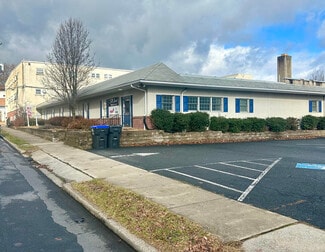 Plus de détails pour 315 E 2nd St, Boyertown, PA - Bureau, Industriel/Logistique à louer