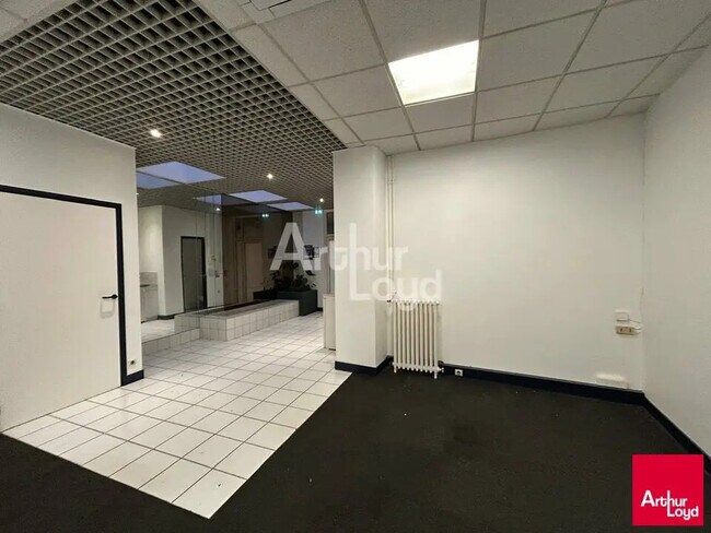 Plus de détails pour Bureau à louer